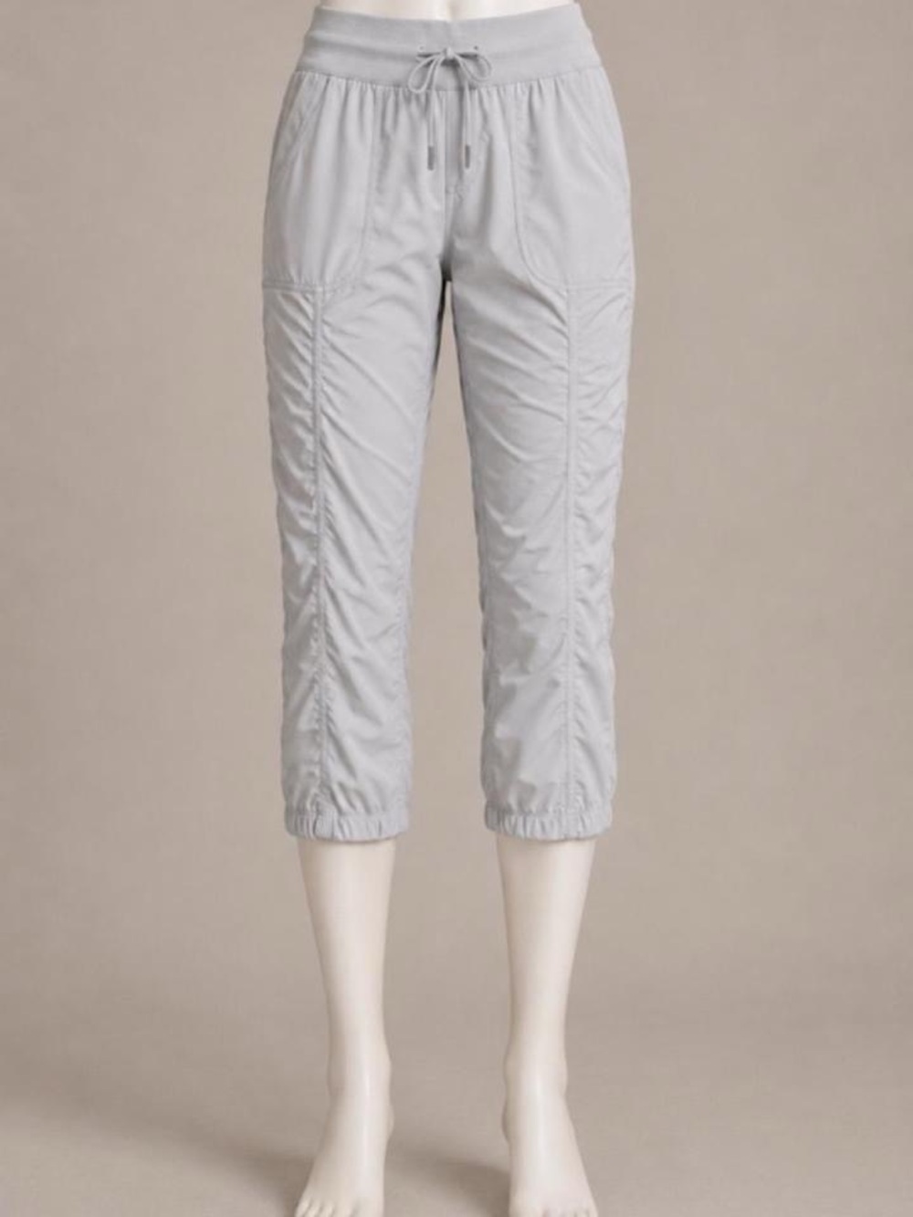 The North Face Women’s Lightweight Aphrodite Capri Pants